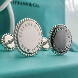 Tiffany & Co 925 cufflinks.  Simply stunning., gift bag and felt storage bag
